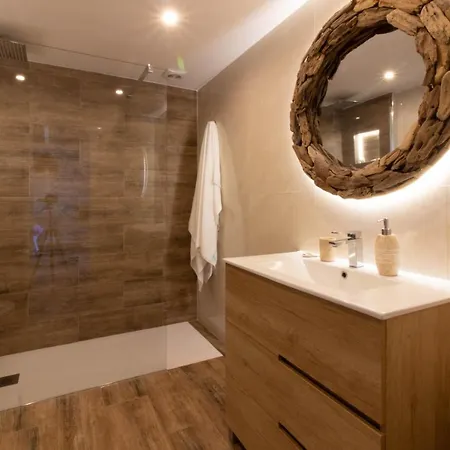 In Guest - Private With Beautiful Sea View *