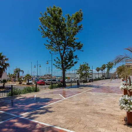 Gasthuis In Guest - Private With Beautiful Sea View *